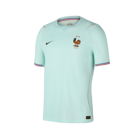 צרפת | 2026 | חוץ